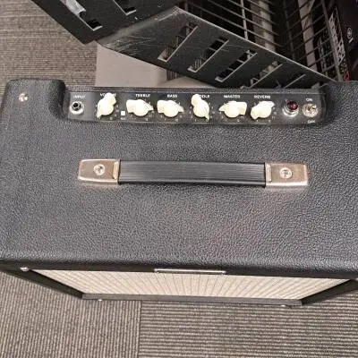 Fender Blues Junior 2